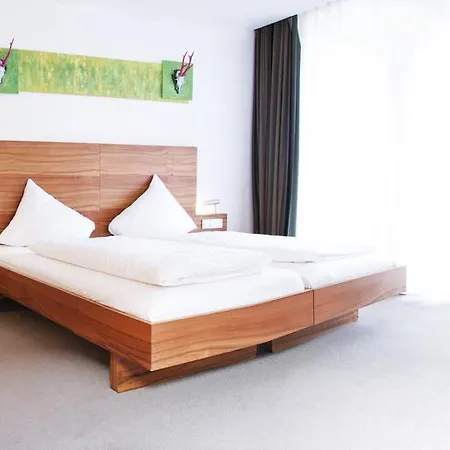 Pepis Skihotel 4* 장크트안톤암아를베르크