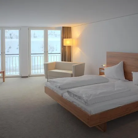 Pepis Skihotel 4* 장크트안톤암아를베르크